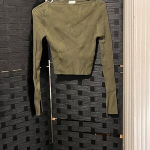 H&M Crop Olive Green Ribbed Sweater Size Small